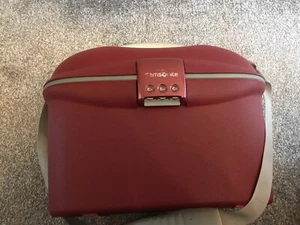 Samsonite Red Termo Comfort Hard Shell Vanity Case - Picture 1 of 10
