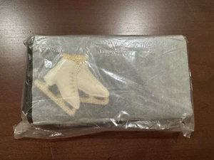 LAST ONE! Kate Spade NYC Rockefeller Center Skating Applique Leather Zip Accord - Picture 1 of 2