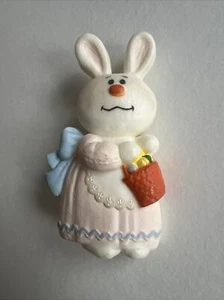 DE COLECCIÓN 1975 Hallmark BERNADETTE CONEJO pin de Pascua / pin conejito de Pascua - Imagen 1 de 4