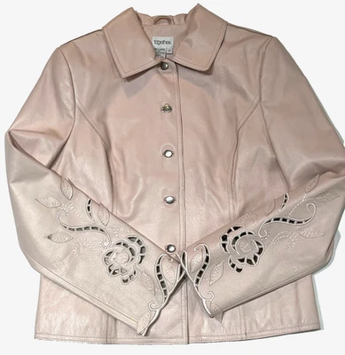 Chaqueta de Cuero Rosa Polvoriento Suave Años 90 Juntos RARA Forrada Bordada Recortada Talla 8 Foto 1 de 4