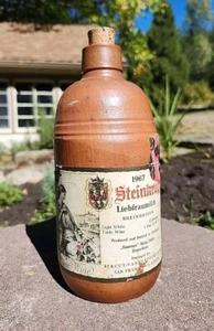 Jarra de piedra Liebfraumilch gres vajilla Rin botella de vino hecha a mano 1967 Alemania - Imagen 1 de 12