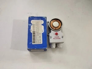 Elomek Gpt 650n Electro Magnetic Door Holder - Picture 1 of 6