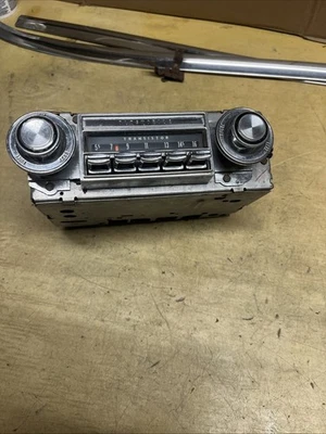 1969 1970 Oldsmobile radio nice Overall ￼ condition Untested - Image 1 of 4
