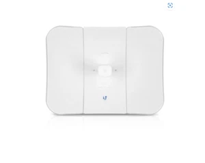 Ubiquiti LTU-LR UISP LTU longue portée 5 GHz PtMP avec antenne intégrée INTL VERS - Photo 1/1