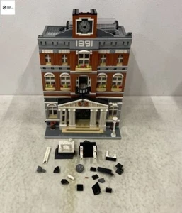 LEGO Creator Expert Edificios Modulares Ayuntamiento 10224 en 2012 Usado Retirado - Imagen 1 de 8