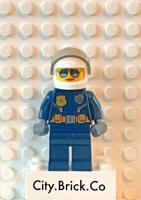 Lego Police Pilot Woman #60245 City Police - Image 1 of 3