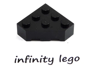 4 LEGO Black Wedge Brick 3 x 3 without Corner (30505) - (4 Pieces) - Picture 1 of 2