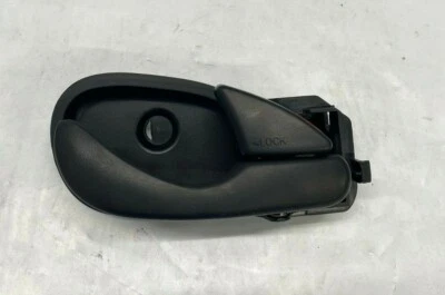 Manija de puerta interior trasera derecha negra lisa NAPA 735-7378 Foto 1 de 2