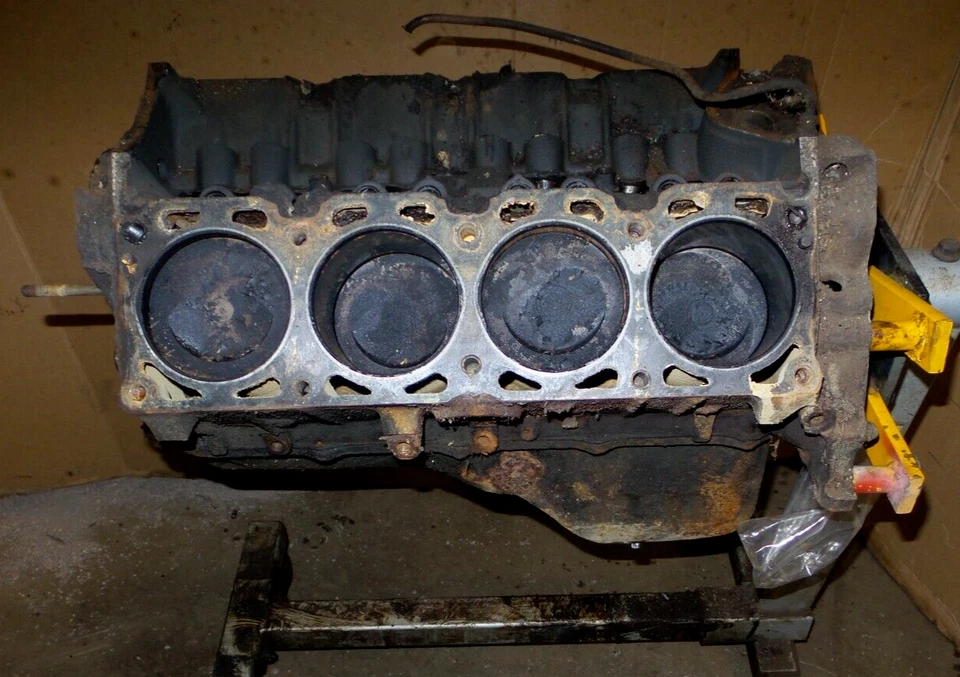 Pontiac 1980 transmisión automática coche de ritmo 4,9 L turbo motor bloque 301 V8 GM 10009192 Foto 1 de 4