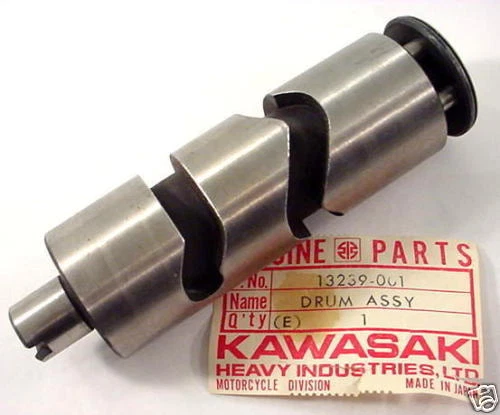 Conjunto de tambor de transmisión KAWASAKI MT1 KV75 71-80 NOS 13239-001 Foto 1 de 1