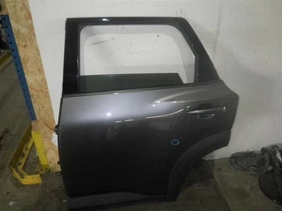 Conjunto de puerta trasera izquierda usado lado trasero se adapta a: Nissan Pathfinder 2023 con llave en Foto 1 de 4