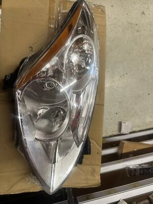 Faro derecho pasajero TYC y lado del conductor para un Nissan Altima 10-12 Foto 1 de 4