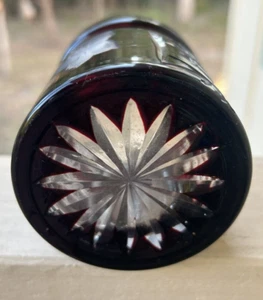 Red Cut to Clear Jelly Jar Honey Pot with Spoon - Picture 1 of 8