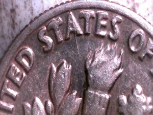 1983 P Roosevelt Dime Broadstruck Die Crack - Picture 1 of 15