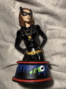 Catwoman Batman 1966 TV Diamond Select Julie Newmar Limited Edition Bust  #219 - Picture 1 of 15