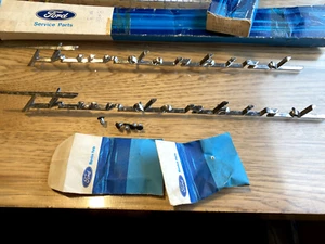 1961-1963 Ford Thunderbird Dash Emblem, NOS C1SB-16098-A 1957 bird - Bild 1 von 9