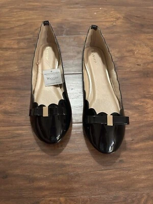 Zapatos planos de ballet Olivia para mujer en negro con lazo. Talla 8M Foto 1 de 3