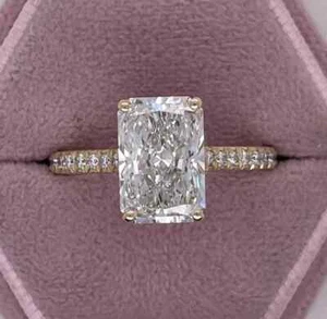 3.10 Ct Radiant-Cut IGI Real VS1 Lab Grown Diamond Wedding Ring 14K Yellow Gold - Picture 1 of 6