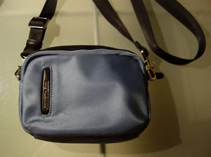 Mandarina Duck Tasche Damen Mädchen Hunter Tasche Blau crossover Umhängetasche - Bild 1 von 6