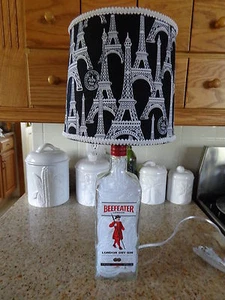 Volkskunst/Vom Künstler Tisch/Schreibtischlampe (Eiffelturmschirm) - Bild 1 von 3