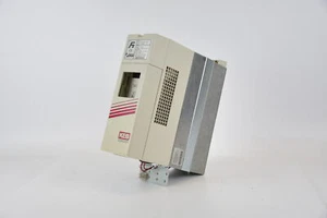KEB combivert F4 Frequenzumrichter 10.F4.C3D-4M00/1.3 ( 10F4C3D ) inkl. Filter - Picture 1 of 4