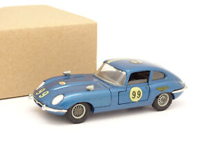 Corgi Toys 1/43 - Jaguar Tipo E V12 2+2 Azul