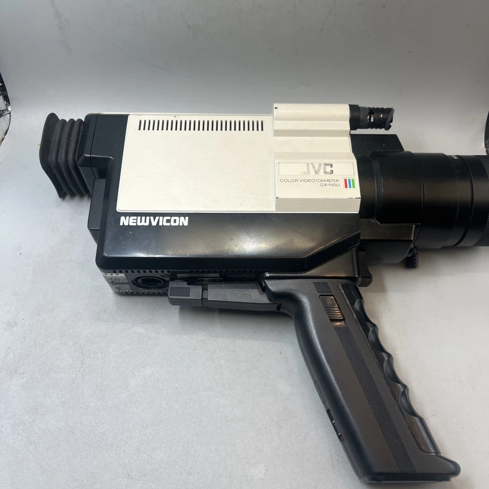 JVC GX-N5U  Color Video Camera with TV Zoom Lens Untested - Image 1 of 4