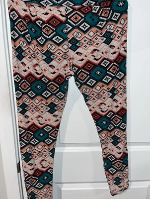 Aztec/Boho Designed Very Soft Leggings Size L-XL Pockets Elastic Waistband - Image 1 of 4