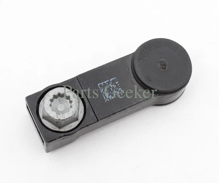 5K1713025 OEM Shift cable end link for Volkswagen Tiguan Polo Audi A1 A3 TT - Image 1 of 4