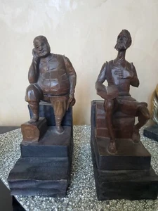 Vintage - handgeschnitzte & gefärbte Holz Don Quijote und Sancho Panza Buchstützen - Bild 1 von 9