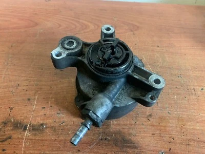 Peugeot 307 2.0cc HDi Brake Vacuum Pump D1651B1110S - Image 1 of 2