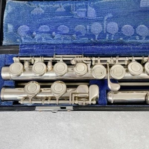 YAMAHA YFL-23 Flute As-Is For Parts From Japan Free Shipping - Picture 1 of 10