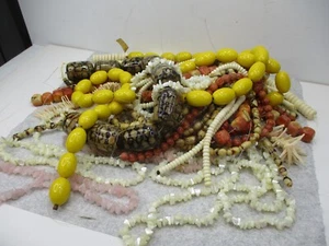 Rund 32 Stränge Perlen Konvolut Schmuckherstellung Zubehör verschiedene Materialien & Designs - Bild 1 von 10