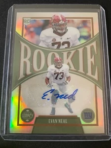 2022 Panini Legacy Rookies Premium Penmanship Silver Evan Neal Rookie Auto RC - Bild 1 von 2