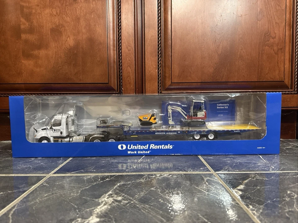 United Rentals First Gear Freightliner Tractor Trailer W Equipment 19-4321 - Image 1 of 4