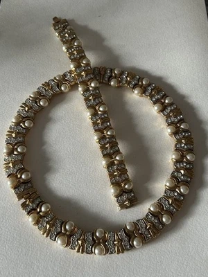 Ausffälliges Set Halskette und Armband mit Perlen - Bild 1 von 4