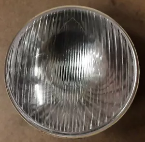 HEADLAMP BEAM UNIT Pattern 8" LUCAS BPF bulb with pilot aperture BSA TRIUMPH - Picture 1 of 2