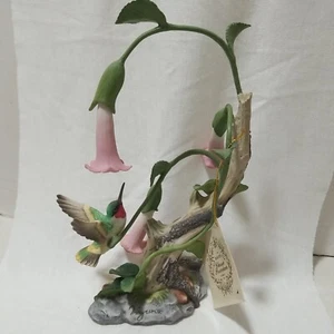 Homco Hummingbird Nature’s Winged Jewel Datura Flowers 9½" Sculpture W/Tag - Picture 1 of 11