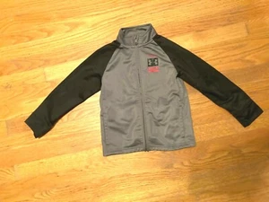 boys under armor sz 5 jacket black & gray 2 pockets Spring  - fall #  1953 - Picture 1 of 4