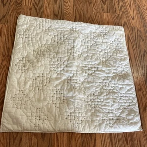 "Almohada West Elm One blanca acolchada Euro bordada 26"" X 26""" - Imagen 1 de 8