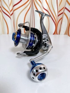 Carrete giratorio [☆Muy bueno] Daiwa 10 SALTIGA 6000GT (Giant Trevally) de Japón - Imagen 1 de 10