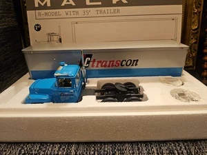 First Gear 19-2227 1:34 Die-Cast Transcon Mack R-Model With 35' Trailer - Picture 1 of 21