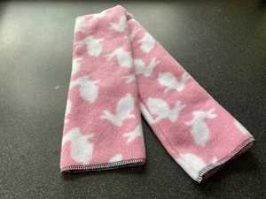 New FLEECE Fabric GIRTH SLEEVE Cover PINK And WHITE BUNNY RABBIT One Size - Picture 1 of 3
