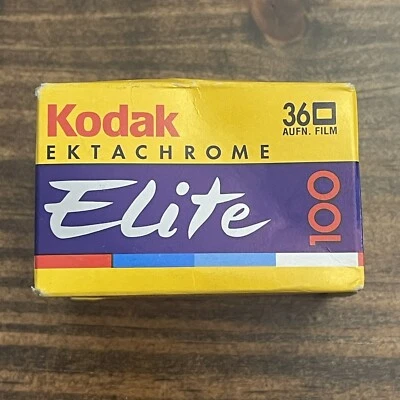 Kodak Ektachrome 35mm SLIDE Film 100 36 Exp - Expired 1-1996 - Image 1 of 4