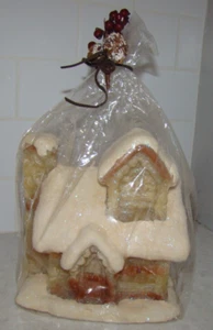 Vintage Figural Wax Snow Covered Log Cabin Candle Christmas Collectible Holiday - Picture 1 of 12