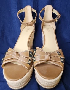 Michael Kors Wedge Platform Sandal With Bow- New- size 9 - Picture 1 of 15