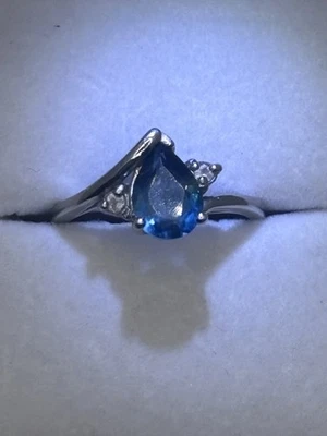 Anillo de plata de ley con topacio azul Londres talla 9 Foto 1 de 4
