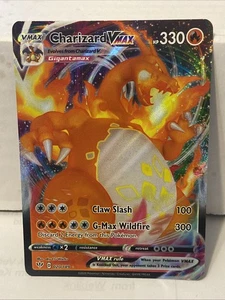 Charizard VMAX - Picture 1 of 2