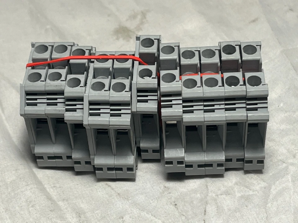 (Lot of 11) Phoenix Contact Terminal Block Type UK6N 600V 50A - Image 1 of 2