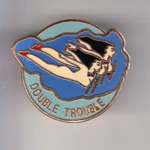 RARE PIN PINS PIN'S .. VINTAGE 90 US AIR FORCE USAF SEXY GIRL DOUBLE TROUBLE ~US - Picture 1 of 1